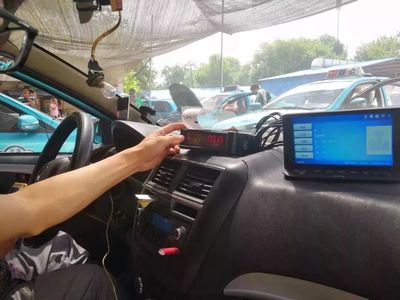 天津出租車管理出新規 車內統一安裝攝像頭，保障出行安全與服務質量